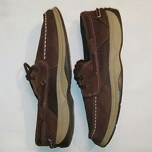 Sperry boat shoes